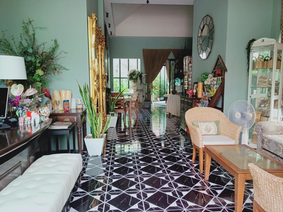 Sri Ngachang Chiang Mai Exterior photo
